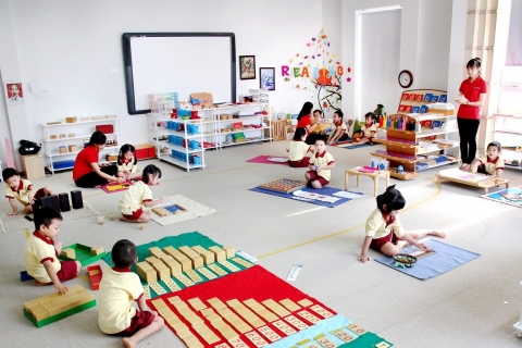 Phương pháp giáo dục Montessori và những điều ba mẹ cần biết