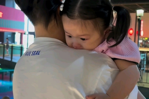 Có những đứa trẻ sinh ra đã "chịu kiếp khổ" vì phải nghe 5 câu nói "gán mác" thương con này của ba mẹ