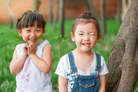 Sau khi đi học về, nếu cha mẹ làm được 3 điều này, con cái không chỉ học hành "lên tay" mà còn được lợi cả đời