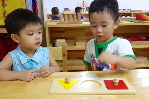 Cách áp dụng phương pháp montessori tại nhà đơn giản và hiệu quả