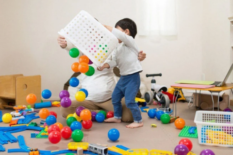 Một hành động của trẻ dễ khiến cha mẹ nổi cáu nhưng thực chất lại tốt cho não bộ