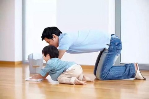 Giáo sư nổi tiếng: Muốn con trai lớn lên không hư hỗn, bố mẹ phải áp dụng 4 nguyên tắc này