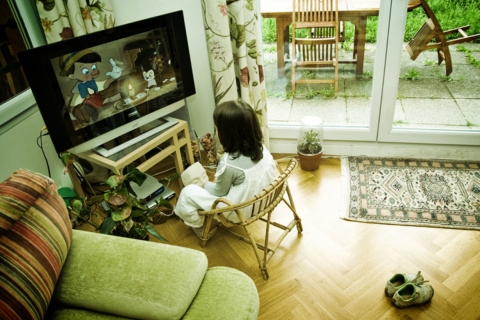 Tác hại của xem tivi đối với trẻ em