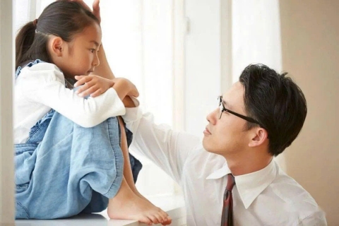 Trẻ có EQ cao khi còn nhỏ thường mắc những "tật xấu" này, cha mẹ đừng mù quáng cấm đoán