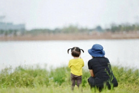 Kiểu cha mẹ này luôn nghĩ mình rất vĩ đại, nhưng thực chất lại khiến con cái khổ sở, sống dằn vặt từng ngày