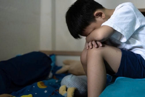 Thấy con xuất hiện 4 biểu hiện này, cha mẹ nên chấn chỉnh ngay trước khi quá muộn